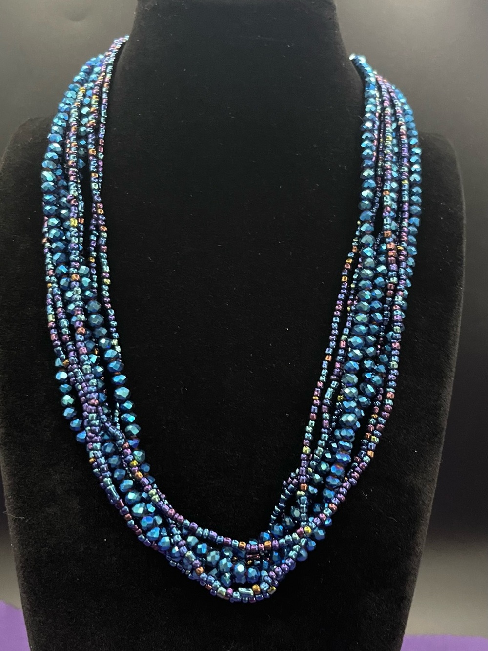 NWT Iridescent Blue-Green Crystal 3-in-1 convertible necklace! 17.5” to 35”